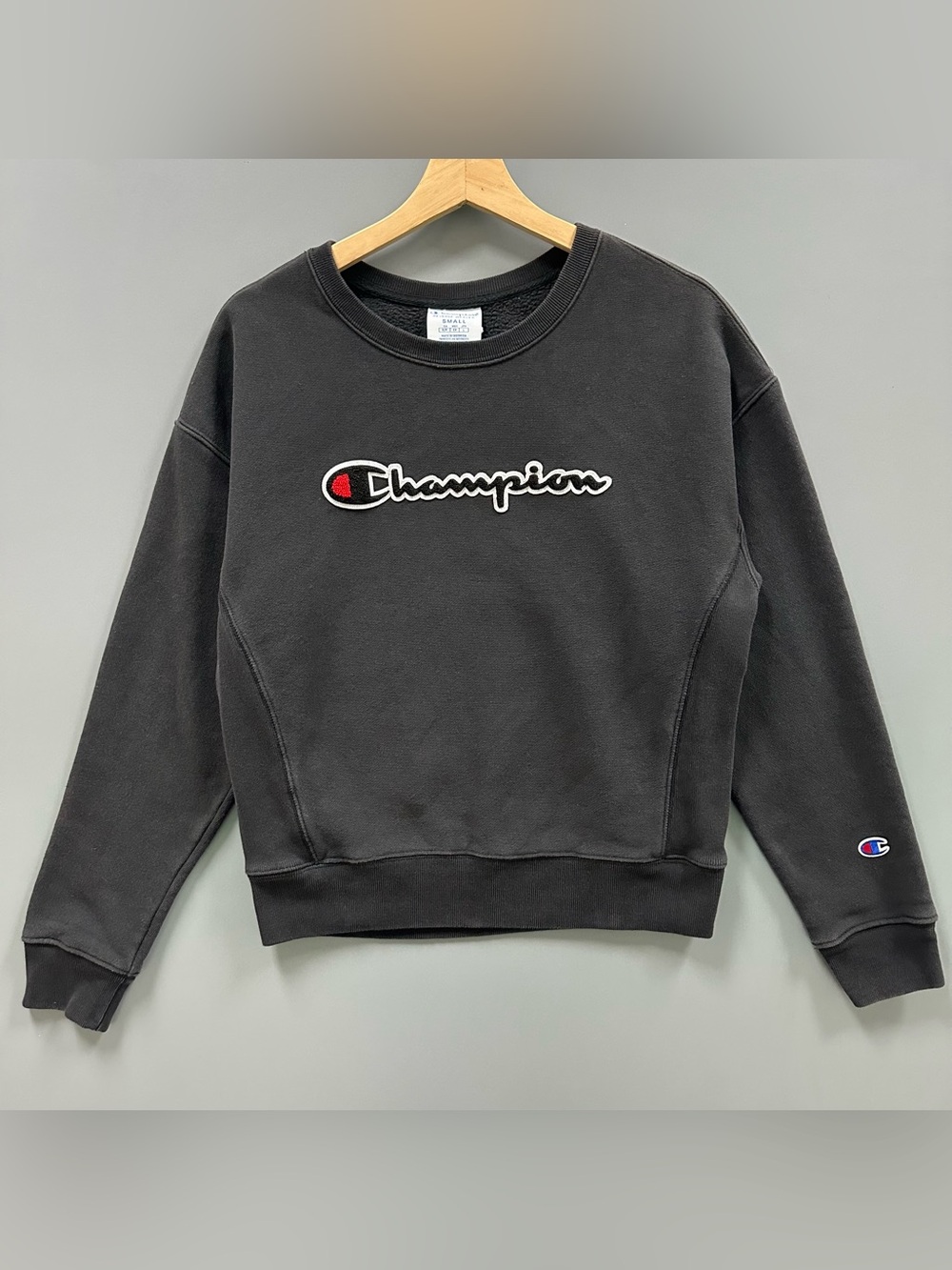Champion Reverse Weave Spell-Out Crewneck Sweatshirt Charcoal Womans Sm pullover